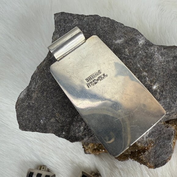 Vintage SET Taxco Sterling Silver & Onyx MOD Rectangle Pendant & Clip-on Earring - Picture 4 of 7